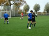 Training S.K.N.W.K. 1 en JO19-1 van zaterdag 26 november 2022 (3/87)